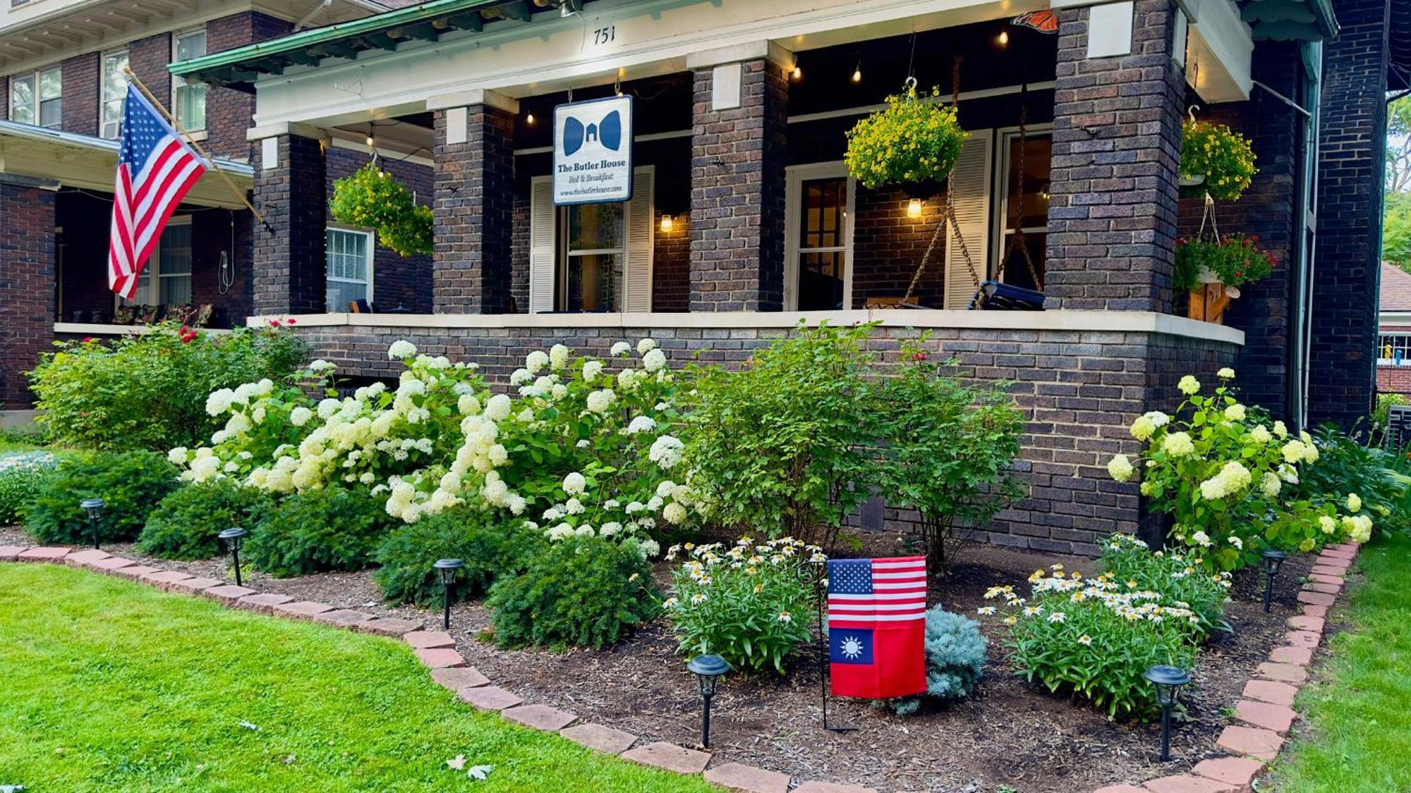 Bed & Breakfast The Butler House